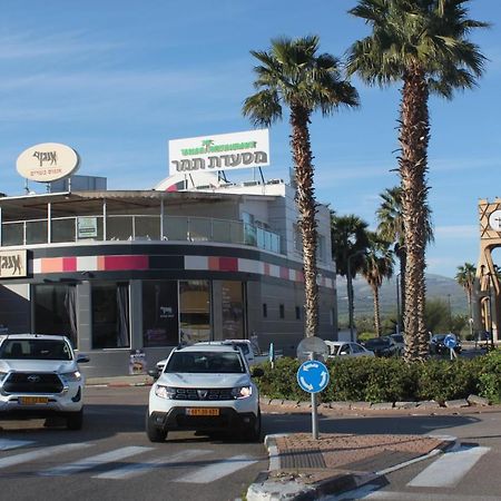 Ferienwohnung נוף הארבל עם חלון לכינרת Migdal Exterior foto